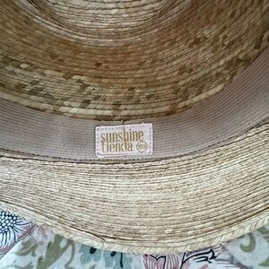Sunshine Tienda Hat- worn once.